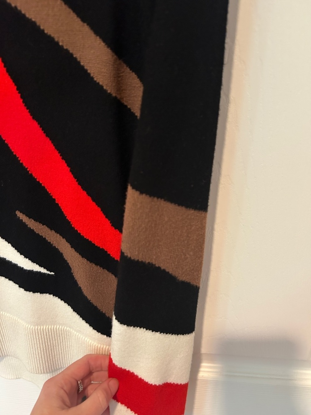 Carlisle Abstract Colorblock Knit Sweater - Picture 5 of 9
